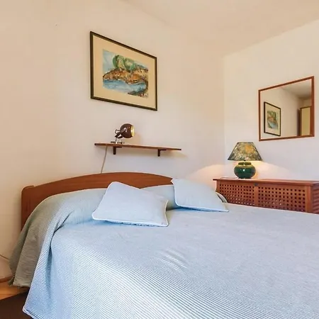 Apartment With A Parking Space - 20545 Rovinj